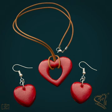 Mézeskalács szívek nyaklánc szett