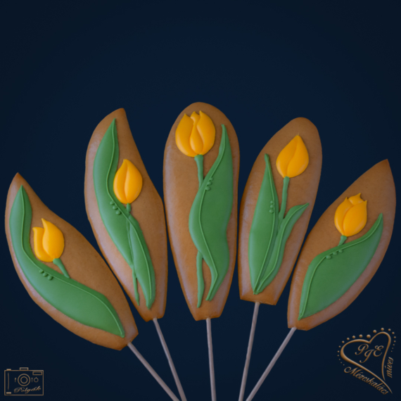 Mézeskalács pálcás tulipánok csokorban
